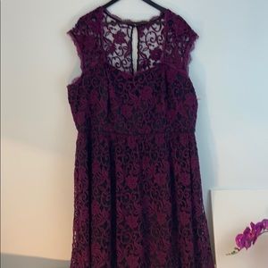 Adrianna Papell Women’s Cocktail Lace Dress